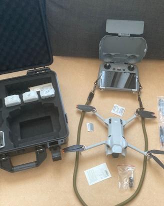 DJI Mini 4 Pro Fly More Combo