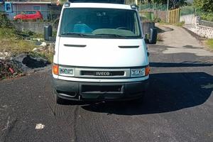 Iveco daily 35c 11 doppia cabina ribaltabile