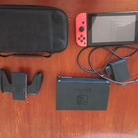Nintendo Switch 1 Standard e custodia nera