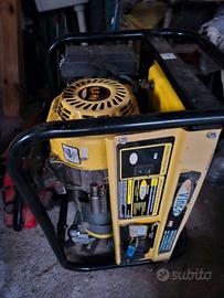Generatore di corrente IMCO da 2,5 kW, a benzina
