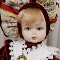 Fanciulla in Porcellana 22x15 cm