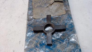 CROCERA CAMBIO APE PIAGGIO 2215686