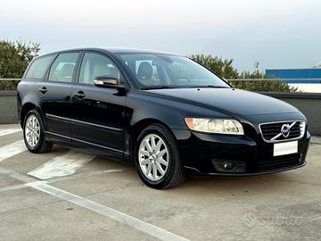 VOLVO V50 Diesel, 85.000km, Libretto Service