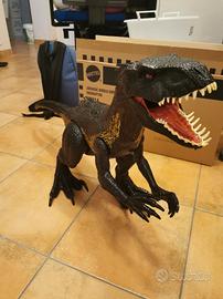 Dinosauro Jurassic World Super Colossal Indoraptor