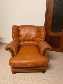 Poltrona in ecopelle