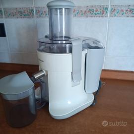 Centrifuga Kenwood JE680,