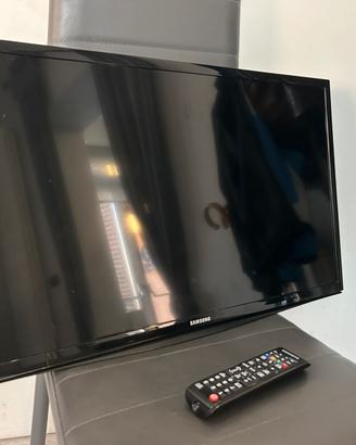 Tv Samsung 28 e 32 pollici