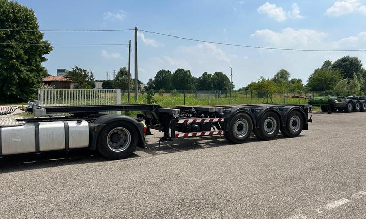 Semirimorchio porta container Broshuis-Lintrailers