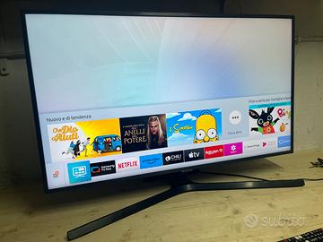 TV SAMSUNG 43 POLLICI SMART 4K T2 (CON GRAFFI)