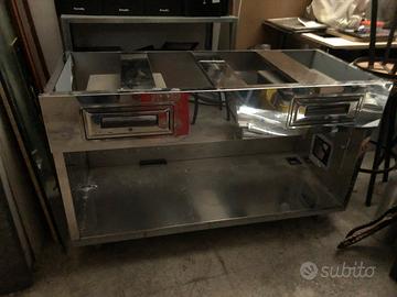 Bancone in acciaio inox con cassetti