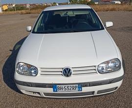 VOLKSWAGEN Golf 4ª serie