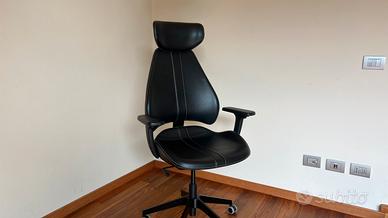 Sedia ergonomica da ufficio/gaming in pelle