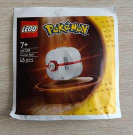 Set Lego 30729 polybag pokemon Premier ball