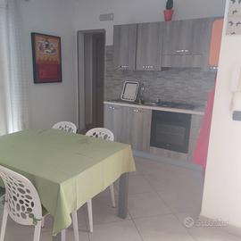 Vendita casa con box