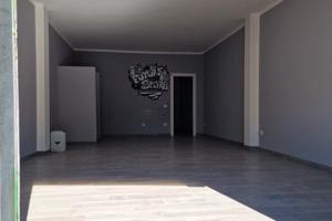 Marano di Napoli locale commerciale