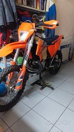 KTM 300 