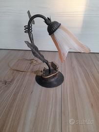 lampada da comodino o scrivania