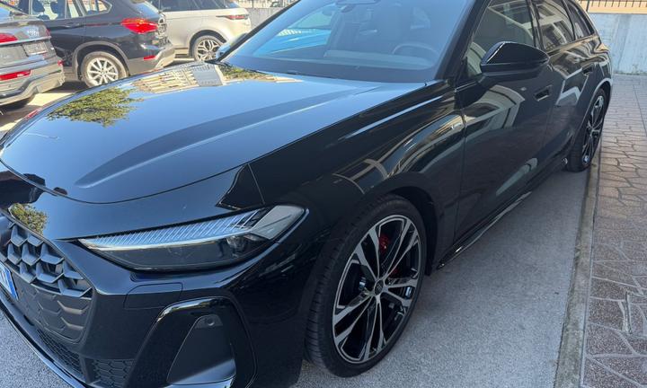 Audi A5 Avant TDI 150 kW S tronic mHEV+ S Line edi