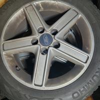 Cerchi e gomme invernali per Ford