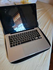 MacBook Air (13 pollici, Metà 2012)