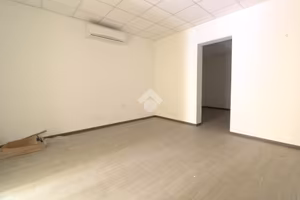 NEGOZIO A CAPRIOLO