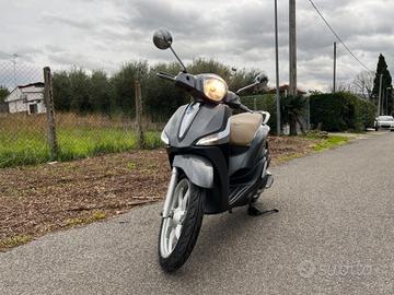 piaggio liberty 125