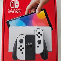 
Nintendo Switch OLED completa 