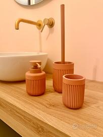 Set accessori bagno di design De Vita Maison