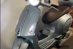 Vespa Primavera 125cc - 2200km