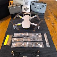 DJI Mini 4K – Fly More Combo  - Cttime condizioni 