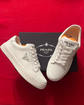 Scarpe Prada