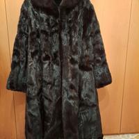 Pelliccia di Visone, lunghezza media, colore scuro