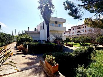 VILLA SINGOLA A PALERMO