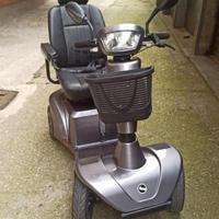 Scooter elettrico per disabili