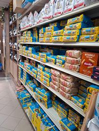 Scaffali da supermercato
