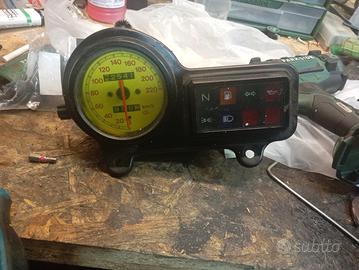 conta km ducati Monster 