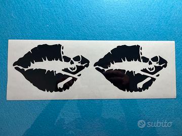 Adesivo Bacio Teschio