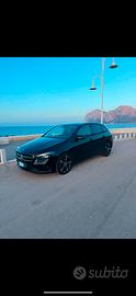 Mercedes B 180D aut.  Sport plus 2.0 116 cv