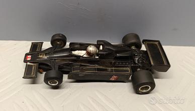 slot car 1:32 polistil Lotus F1 1977