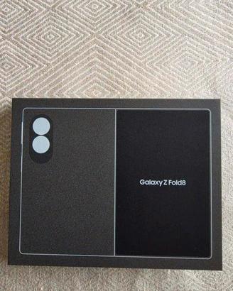 Samsung z fold 8 in colorazione black nuovo