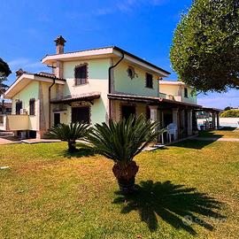 Villa per eventi (comunione/cresima/mattimonio.)