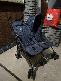 PASSEGGINO GEMELLARE