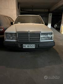 Mercedes 250D
