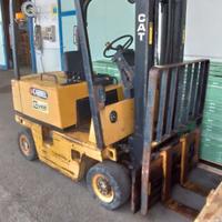 Carrello elevatore diesel marca CAT 1500kg