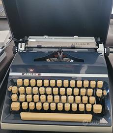 MACCHINA PER SCRIVERE VINTAGE