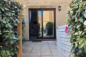 Monolocale al piano terra con giardino privato