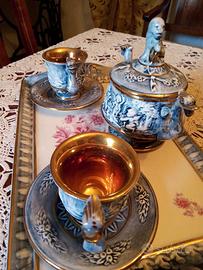 Servizio da caffè in ceramica di Capodimonte
