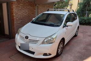 Toyota verso 7 posti 2.0 diesel del 2012
