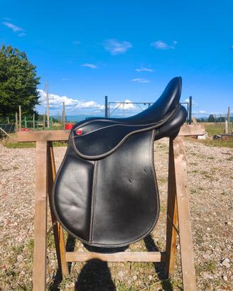 Sella inglese cavallo