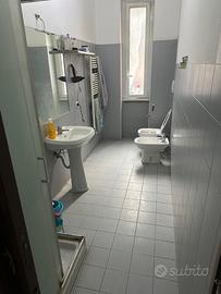 Stanza condivisa per 3 persone